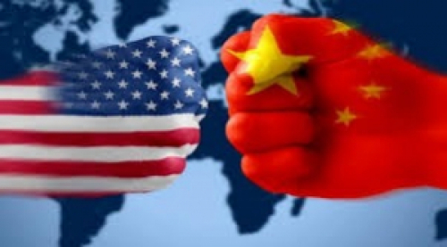 China apela aos EUA para retirarem empresas de lista negra.